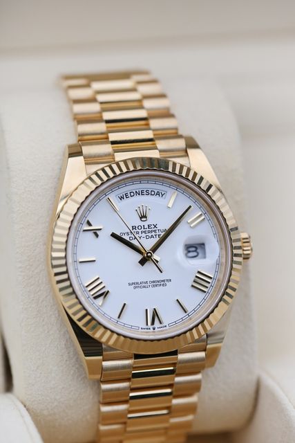 Rolex Day-Date 40 228238 Image 2